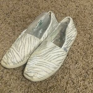 Sparkly silver Bobs by Skechers